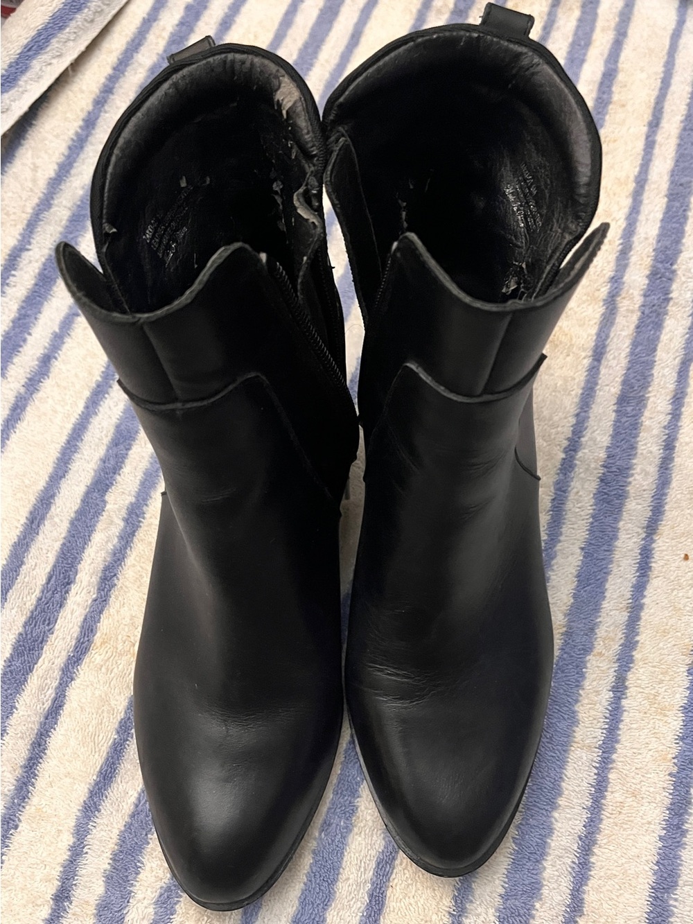 Donald J. Pliner Black Pointed Toe Ankle Booties